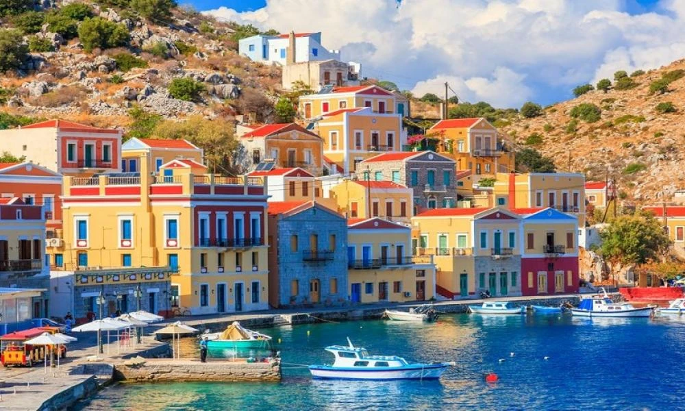 Ο δρόμος που μάγεψε ολόκληρο τον πλανήτη - Το ελληνικό νησί που βρίσκεται